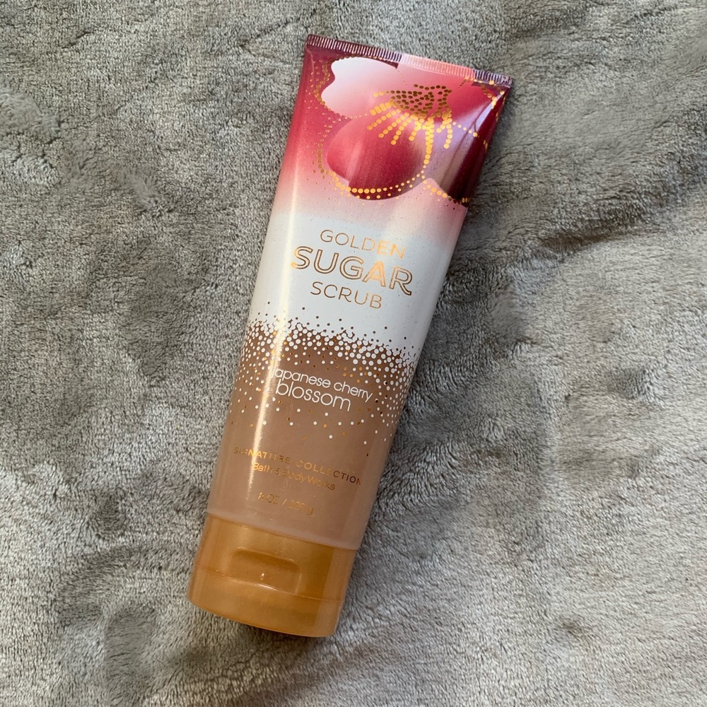 ✨2 for $10✨ Bath & Body Works. Sugar Scrub.